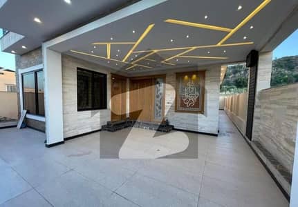 Bahria Enclave 10 Marla Brand New House Available For Sale