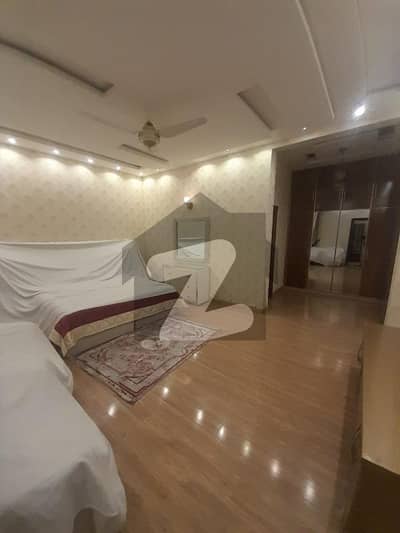 ماڈل ٹاؤن ۔ بلاک جی ماڈل ٹاؤن,لاہور میں 4 کمروں کا 1 کنال مکان 15.0 کروڑ میں برائے فروخت۔