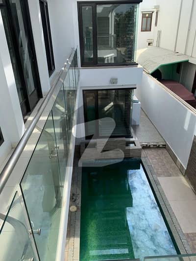 Big Chance Deal Slightly Used 700 Yard Bungalow For Sale Near Park Prime Location