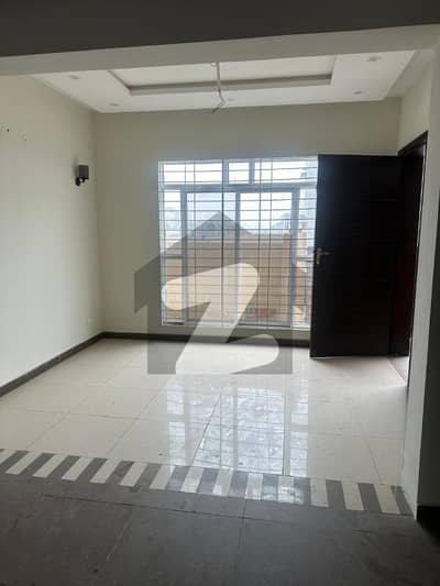 بحریہ آرچرڈ فیز 2 بحریہ آرچرڈ,لاہور میں 3 کمروں کا 5 مرلہ مکان 1.5 کروڑ میں برائے فروخت۔