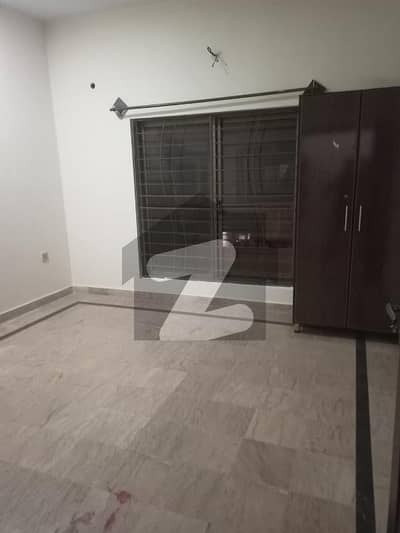 Beautiful Studio Flat Near Ferozepur Road - Perfect Location