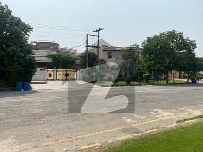 15 Marla Raza Town Plot For Sale