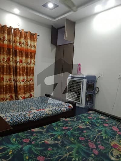 پنجاب سمال انڈسٹریز کالونی لاہور میں 3 مرلہ کمرہ 15.5 ہزار میں کرایہ پر دستیاب ہے۔