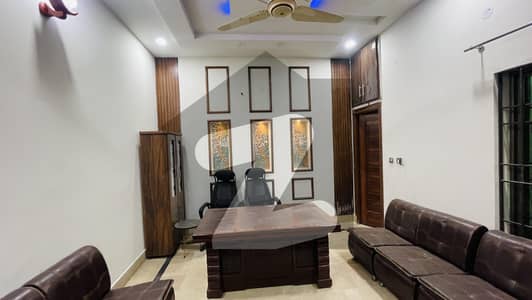 ایڈن آچرڈ فیصل آباد میں 5 کمروں کا 7 مرلہ مکان 3.0 کروڑ میں برائے فروخت۔