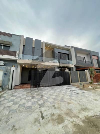 10 Marla ( 35*70 In Block B 1 ) Brand New Double Unit Double Storey House Available.