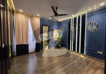 بحریہ ٹاؤن سیکٹر ای بحریہ ٹاؤن,لاہور میں 3 کمروں کا 5 مرلہ مکان 1.8 کروڑ میں برائے فروخت۔