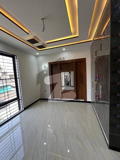 10 MARLA ULTRA MODERN HOUSE FOR SALE WAPDA TOWN