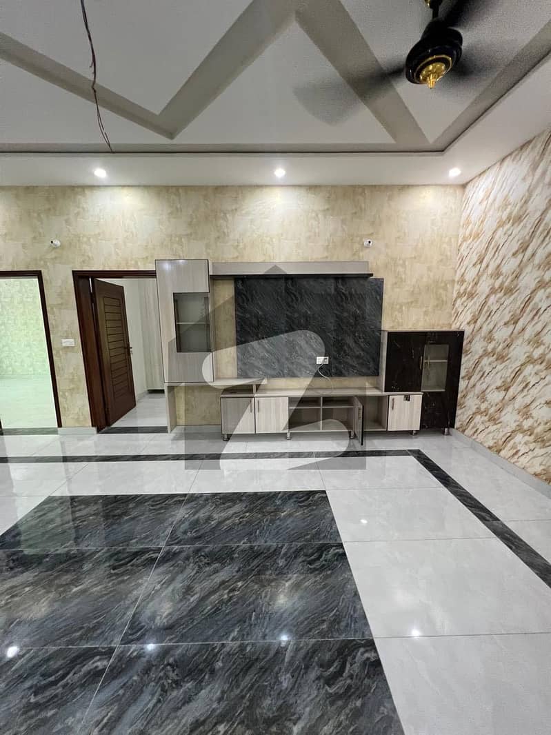 10 MARLA House For Rent 10 MARLA House For Rent