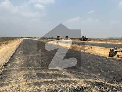 PROPER CORNER PLOT 70 FEET ROAD