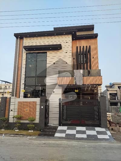 5 Marla Double Storey Modern House For Sale In Central Park, Lahore