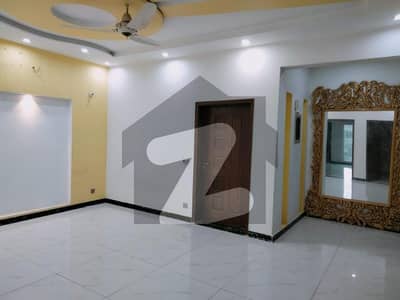 10 Marla Upper Portion Available For Rent In Formanites Housing Society F Block In 70k 10 Marla Upper Portion Available For Rent In Formanites Housing Society F Block In 70k