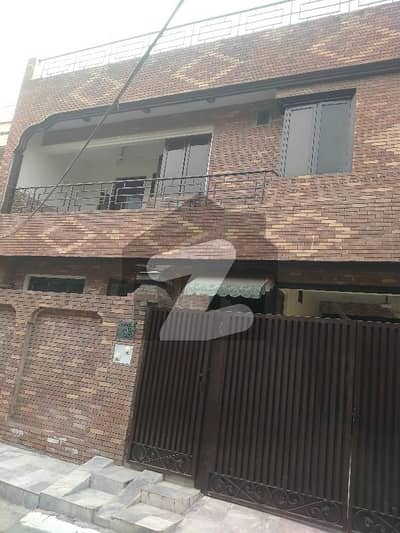 علامہ اقبال ٹاؤن لاہور میں 7 کمروں کا 10 مرلہ مکان 4.1 کروڑ میں برائے فروخت۔