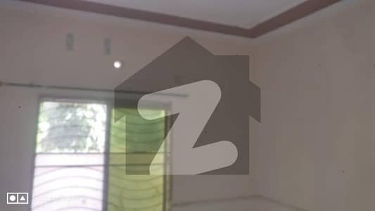 ماڈل ٹاؤن ایکسٹینشن ماڈل ٹاؤن,لاہور میں 3 کمروں کا 5 مرلہ مکان 2.6 کروڑ میں برائے فروخت۔