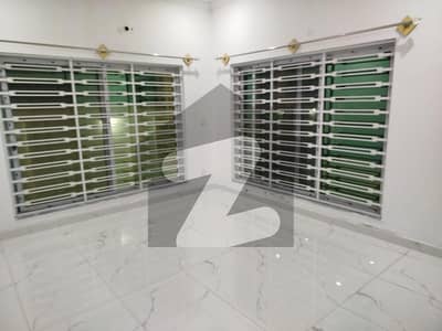 10 Marla House Available For Rent In Bahria Town Phase 2