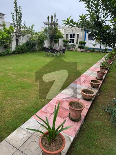 گلبرگ گرینز ۔ بلاک ای گلبرگ گرینز,گلبرگ,اسلام آباد میں 5 کنال رہائشی پلاٹ 9.5 کروڑ میں برائے فروخت۔