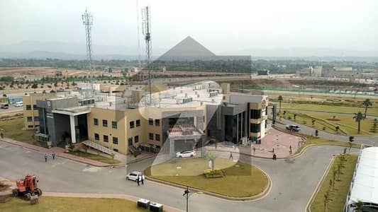 A 10 Marla Plot Available For Sale Prime Location