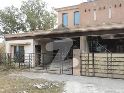 Single Story 5.5 Marla House for Rent in Al Haram City