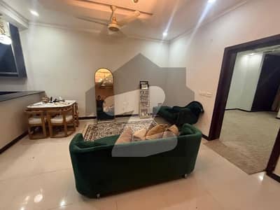 ای ۔ 11 اسلام آباد میں 2 کمروں کا 8 مرلہ زیریں پورشن 1.0 لاکھ میں کرایہ پر دستیاب ہے۔