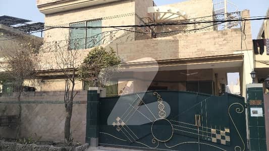 5 Beds Near To Main Boulevard