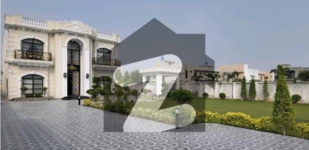 برکی روڈ کینٹ,لاہور میں 4 کمروں کا 2 کنال فارم ہاؤس 5.0 کروڑ میں برائے فروخت۔