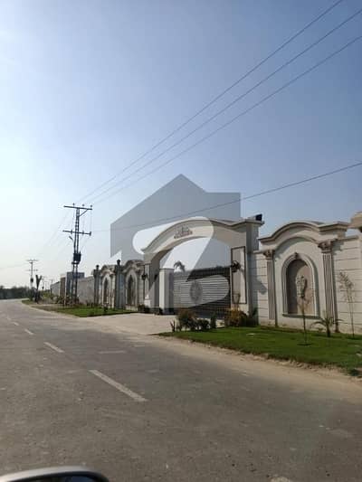 Unoccupied Residential Plot Of 5 Kanal Is Available For Sale In IVY Farms Prime Location