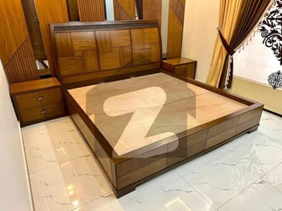 بحریہ ٹاؤن جناح بلاک بحریہ ٹاؤن سیکٹر ای,بحریہ ٹاؤن,لاہور میں 3 کمروں کا 8 مرلہ مکان 1.75 لاکھ میں کرایہ پر دستیاب ہے۔