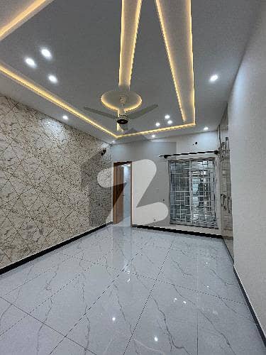 7 Marla House For Rent Brand New Condition