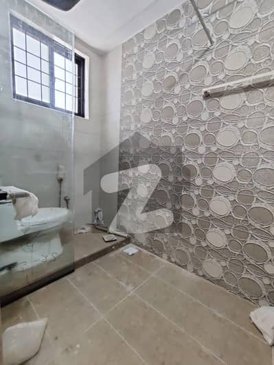 لیک سٹی - سیکٹر ایم-7بی لیک سٹی,رائیونڈ روڈ,لاہور میں 4 کمروں کا 5 مرلہ مکان 3.0 کروڑ میں برائے فروخت۔