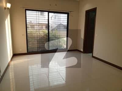 ڈی ایچ اے فیز 6 ڈیفنس (ڈی ایچ اے),لاہور میں 4 کمروں کا 1 کنال مکان 4.0 لاکھ میں کرایہ پر دستیاب ہے۔ ڈی ایچ اے فیز 6 ڈیفنس (ڈی ایچ اے),لاہور میں 4 کمروں کا 1 کنال مکان 4.0 لاکھ میں کرایہ پر دستیاب ہے۔