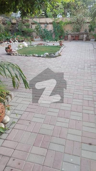 ڈی ایچ اے فیز 2 ڈی ایچ اے ڈیفینس,کراچی میں 3 کمروں کا 2 کنال بالائی پورشن 2.3 لاکھ میں کرایہ پر دستیاب ہے۔