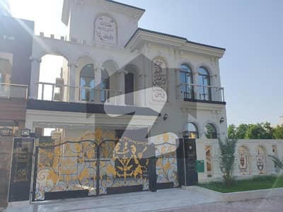 10 Marla Fully Luxurious Furnished House For Rent With Gas In Bahria Town Lahore Sector C