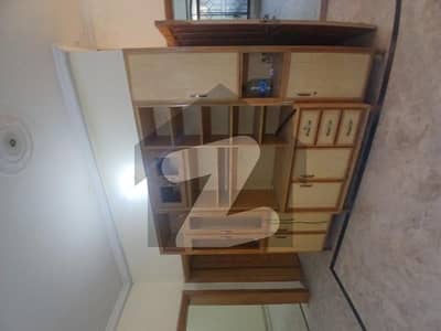 جی ۔ 13 اسلام آباد میں 3 کمروں کا 10 مرلہ بالائی پورشن 1.0 لاکھ میں کرایہ پر دستیاب ہے۔