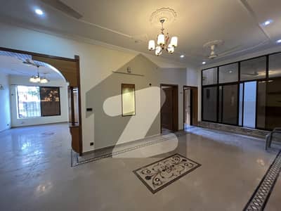 Centrally Located Lower Portion In G-13/1 Is Available For Rent