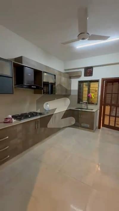 Brand New 3 Bed Room Apartments For Sale in Askari 11 Lahore