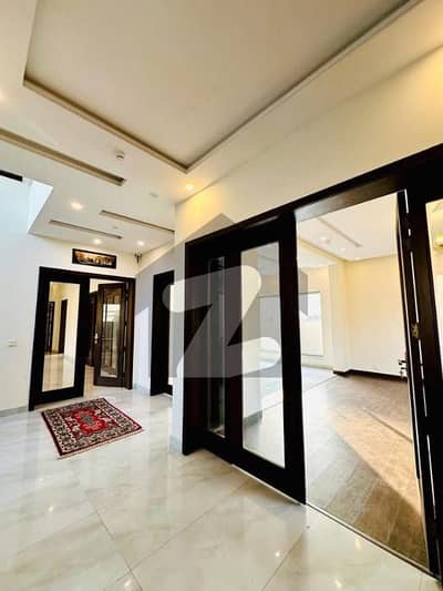 ڈی ایچ اے فیز 7 - بلاک کیو فیز 7,ڈیفنس (ڈی ایچ اے),لاہور میں 5 کمروں کا 1 کنال مکان 3.5 لاکھ میں کرایہ پر دستیاب ہے۔ ڈی ایچ اے فیز 7 - بلاک کیو فیز 7,ڈیفنس (ڈی ایچ اے),لاہور میں 5 کمروں کا 1 کنال مکان 3.5 لاکھ میں کرایہ پر دستیاب ہے۔