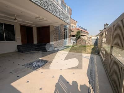 1.5 Kanal Luxury House Separate Entrance Upper Portion Available For Rent In Bahria Intellectual Village
