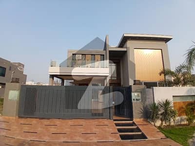 1 Kanal Full Basement Luxury House With Home Theatre & Gym For Sale DHA Phase 7