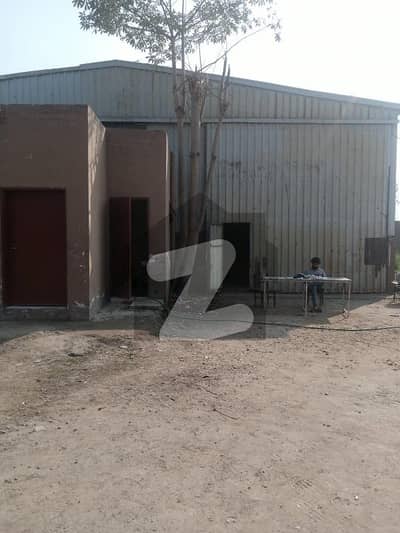 سگیاں والا بائی پاس روڈ لاہور میں 4 کنال گودام 3.0 لاکھ میں کرایہ پر دستیاب ہے۔