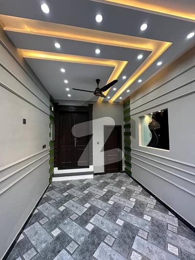 سٹی ہاؤسنگ سوسائٹی گوجرانوالہ میں 5 کمروں کا 10 مرلہ مکان 1.5 لاکھ میں کرایہ پر دستیاب ہے۔