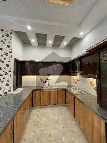 میرٹھ سوسائٹی سکیم 33,کراچی میں 3 کمروں کا 12 کنال مکان 1.0 لاکھ میں کرایہ پر دستیاب ہے۔