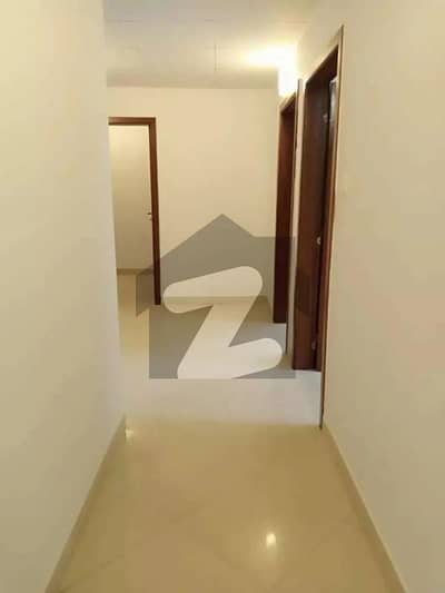 کریک وسٹا ڈی ایچ اے فیز 8,ڈی ایچ اے ڈیفینس,کراچی میں 4 کمروں کا 17 مرلہ فلیٹ 3.6 لاکھ میں کرایہ پر دستیاب ہے۔