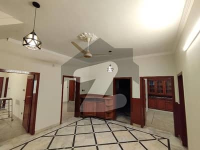 A Beautiful Full House Available For Rent