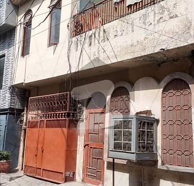 Buy A House Of 5 Marla In Awan Town