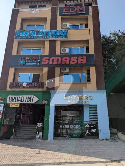 بحریہ ٹاؤن فیز 7 بحریہ ٹاؤن راولپنڈی,راولپنڈی میں 7 مرلہ دکان 3.0 لاکھ میں کرایہ پر دستیاب ہے۔