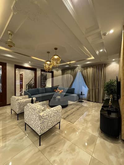 100 Yard Vip Bungalow With Basement For Rent 4 Bedroom Best For Families