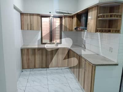 3 BED-DD FLAT AVAILABLE FOR RENT (SUI GAS NOT AVAILABLE), BLOCK-7 GULISTAN-E-JAUHAR KARACHI