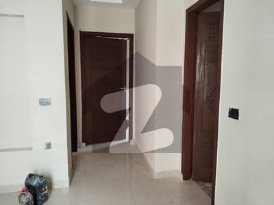 جعفرٹاؤن لاہور میں 8 کمروں کا 3 مرلہ عمارت 2.5 کروڑ میں برائے فروخت۔