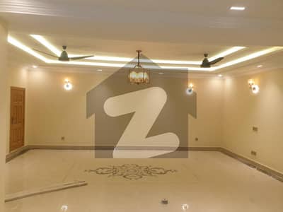 Upper Portion With Green Meter Available For Rent