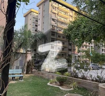 عسکری 5 ۔ سیکٹر جے عسکری 5,ملیر کنٹونمنٹ,کینٹ,کراچی میں 3 کمروں کا 12 مرلہ فلیٹ 4.2 کروڑ میں برائے فروخت۔