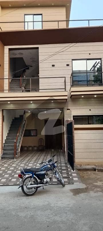 جوبلی ٹاؤن ۔ بلاک ایف جوبلی ٹاؤن,لاہور میں 5 کمروں کا 5 مرلہ مکان 2.35 کروڑ میں برائے فروخت۔